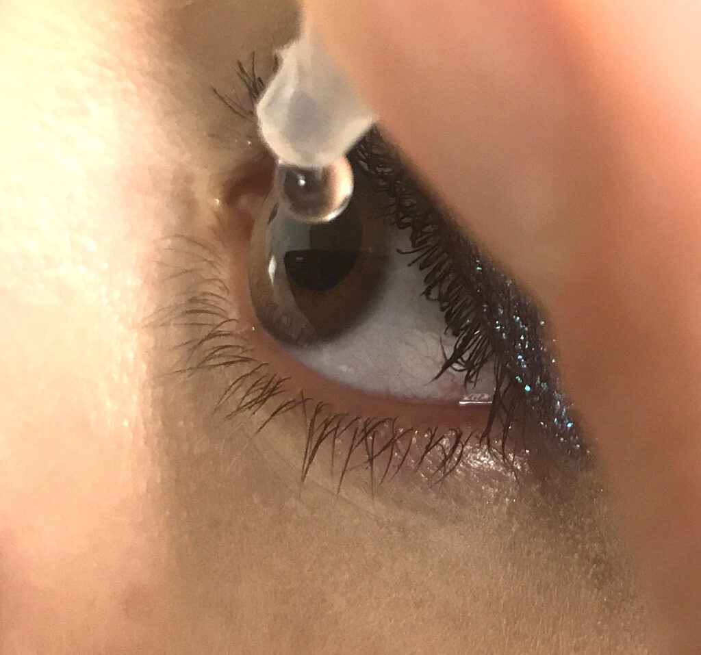 Dry Eye droplet treatment