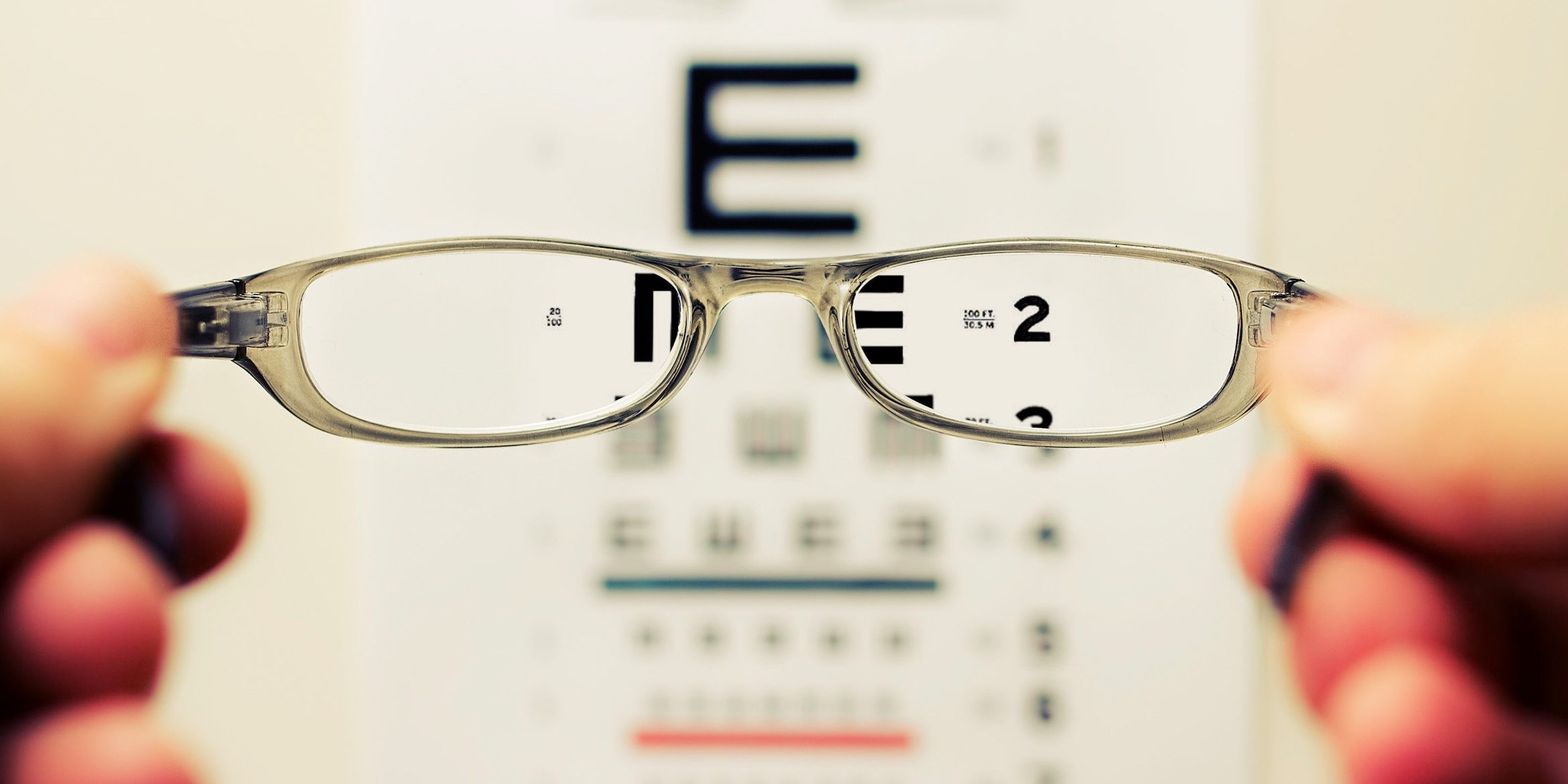 6 Urgent Signs You need an Emergency Eye Test Reynolds Opticians